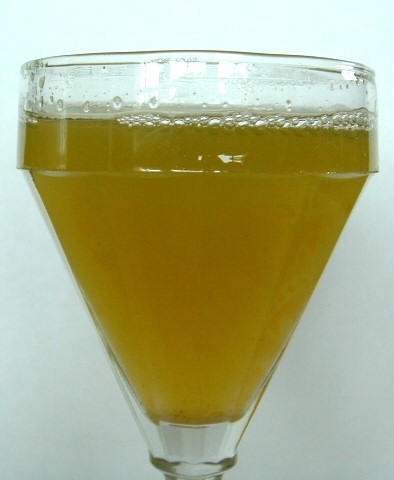 Solanum quitoense Lam. : jus additionn� d'eau et de sucre